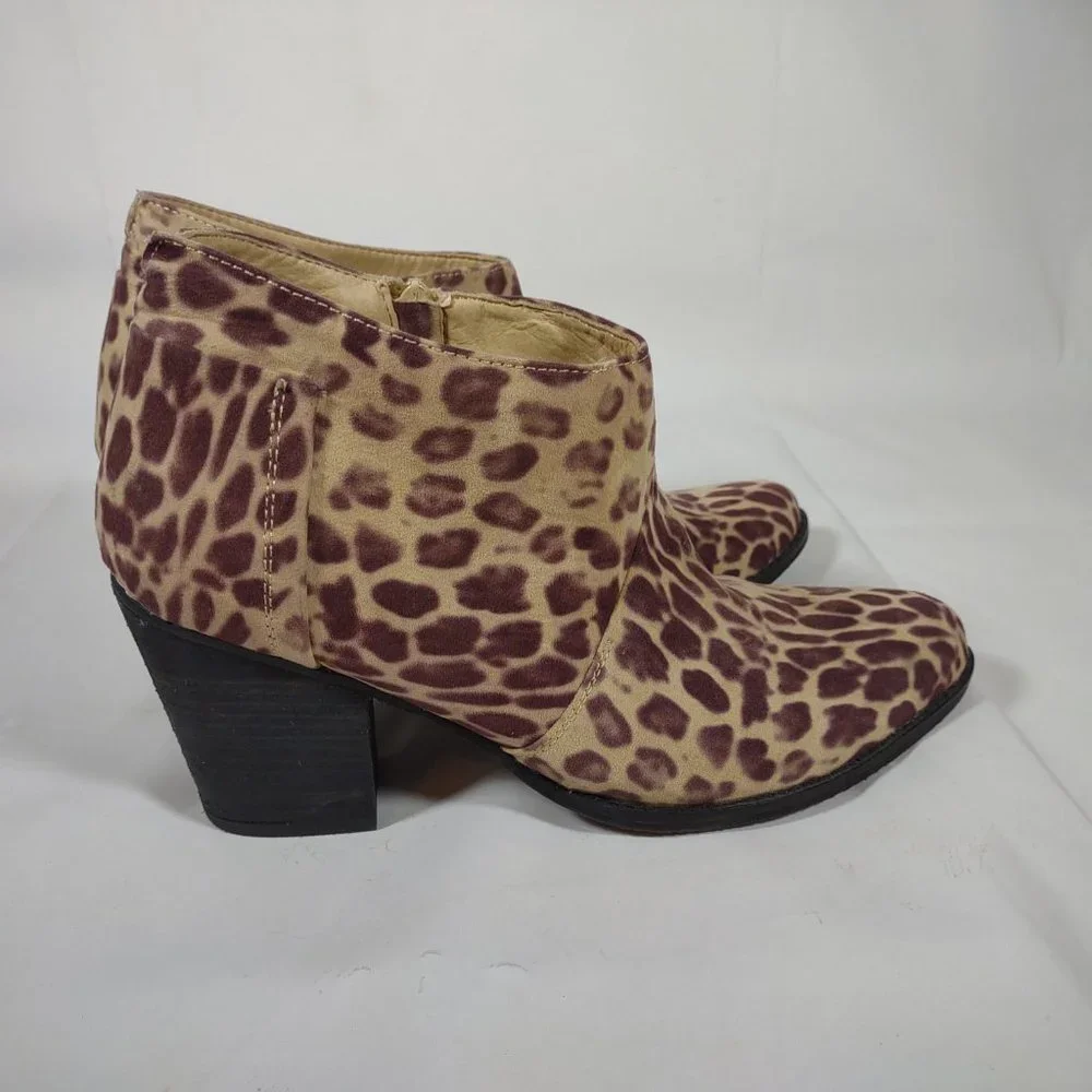 Coconuts by Matisse Moonlight Leopard Print Booties Women's Size 9.5 Tan Brown